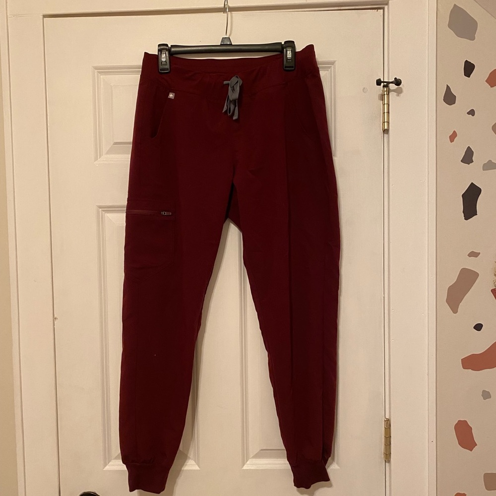 FIGS Scrubs Zamora Jogger Burgundy